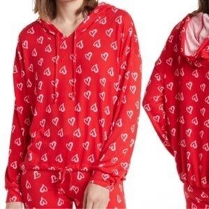 NWT ABOUND Laid Back Knit Hoodie In Red Chinoise Festive Hearts Size M